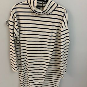 Vineyard Vines Funnel Neck Dress